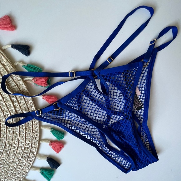Victoria's Secret Very Back Fishnet String Cheeky Panty Royal Blue Medium NEW - Picture 1 of 4